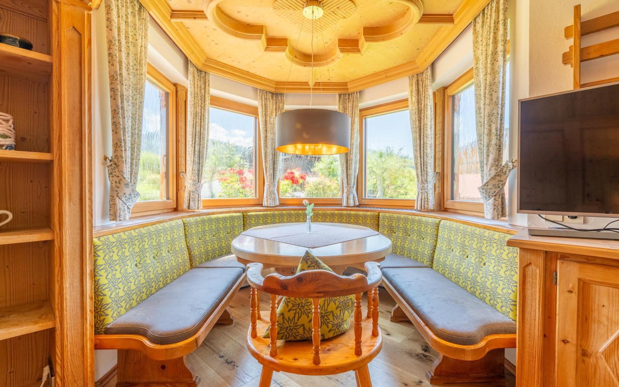 Gaestehaus Hagen Reit im Winkl Buitenkant foto